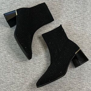 Elegant Black Ankle Boots